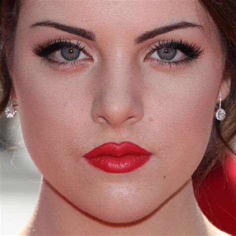 Elizabeth Gillies Makeup Steal Her Style
