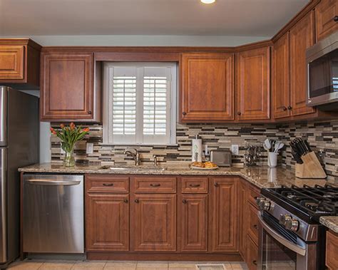 Countertops, floors, cabinets, and backsplashes are all made from different materials and thus come in different colors. Which Quartz Colors Work Best With Cherry Cabinets?