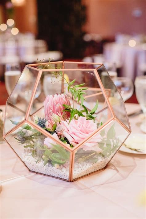 2018 Modern Wedding Trend: Terrarium Geometric Details & Ideas | Deer