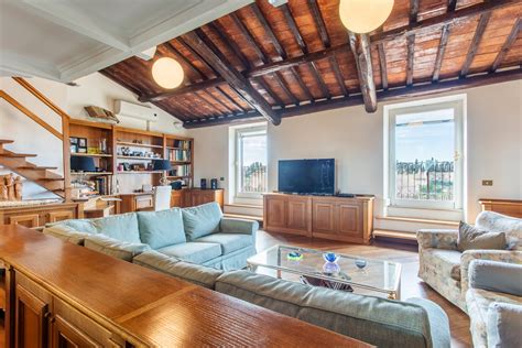 122 risultati per la tua ricerca di affitto appartamento uso casa vacanze roma. Appartamento di lusso in affitto a Roma Via Del colosseo ...