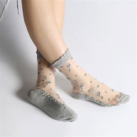 1 Pair Womens Summer Elastic Crystal Ice Silk Short Socks Jacquard