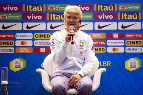 Check spelling or type a new query. Pia Sundhage convoca Seleção Feminina, nesta quarta, para ...