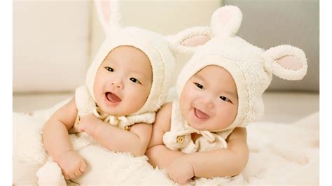 Cute Twin Babies Wallpapers Hd Wallpapers Id 15806