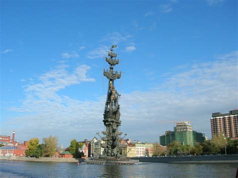 Peter The Greatstatuemoscow Riverrussiafree Pictures Free Image