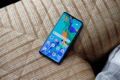 Hands On Huawei P30 Review