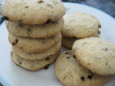 This recipe christmas cookies is very simple. Irish Christmas currants & caraway seed cookies | Sugar Baking Blog