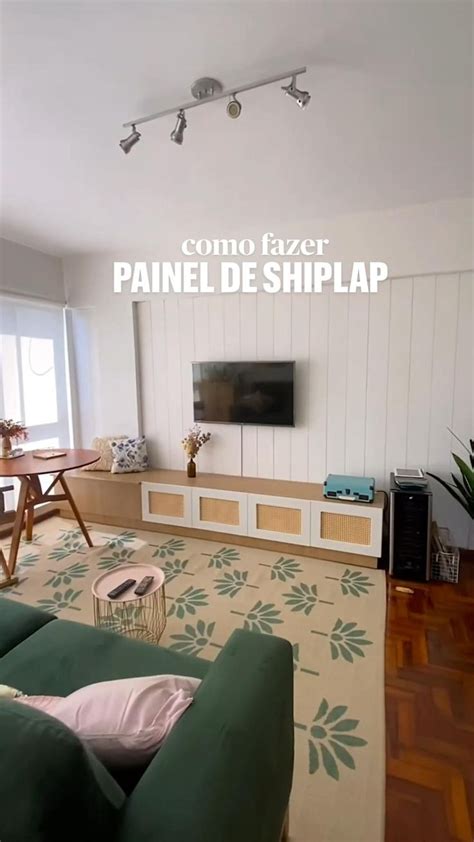 Painel para TV de Shiplap passo a passo para você reproduzir na sua casa Decoração da sala