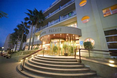 Hotel Globales Palmanova Palace Ski Saalbach At Hrs With Free Services