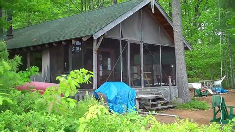 If you love the water, there are waterfront homes in maine that are sure to catch your eye. Roly West Cabin Tour in Maine