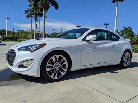 Certified Pre Owned 2016 Hyundai Genesis Coupe 38l Ultimate Rwd 2dr Car