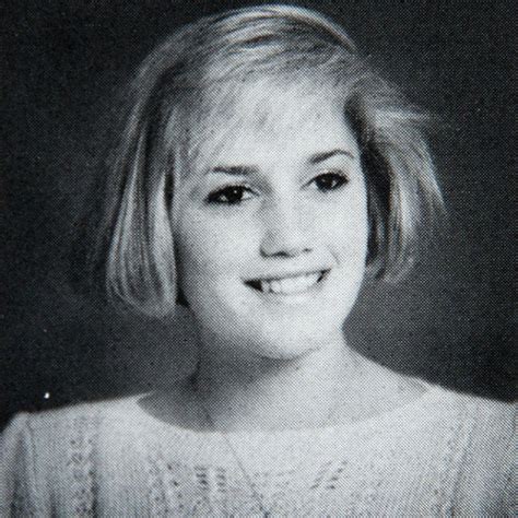 30 Celebrity Yearbook Photos You Have To See To Believe