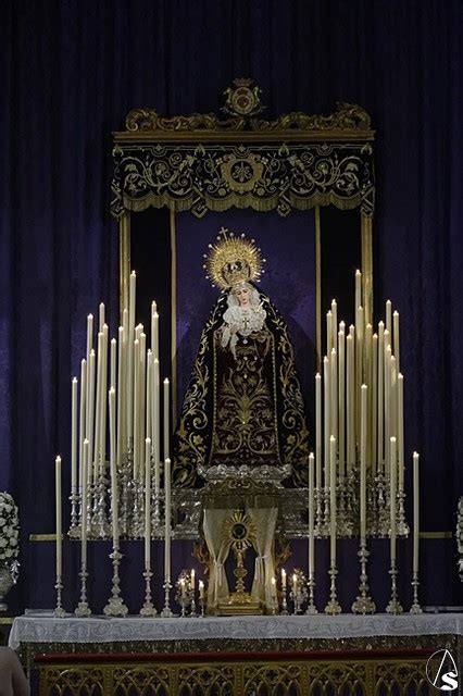 Он играет на позиции правый. Galería. Altar de Triduo a Ntra. Sra. del Subterráneo. Fco ...