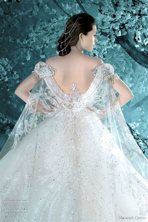 35 Breathtaking Winter Wonderland Inspired Wedding Ideas Ewi Bridal