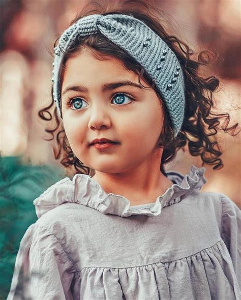 اجمل بنات صغيرات في العالم صداقة الأصدقاء