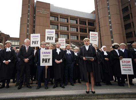 Criminal Courts Face Disruption As Barristers Strike For Second Week
