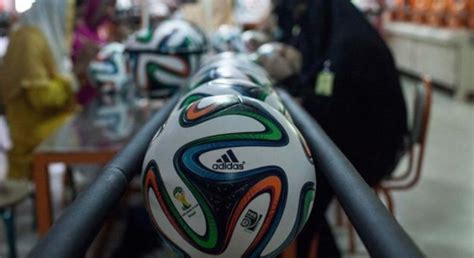 Sialkot Made Footballs To Be Used In Fifa World Cup 2022 Startup Pakistan