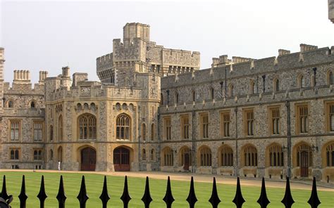 Windsor Castle A Look At The Worlds Oldest Castle