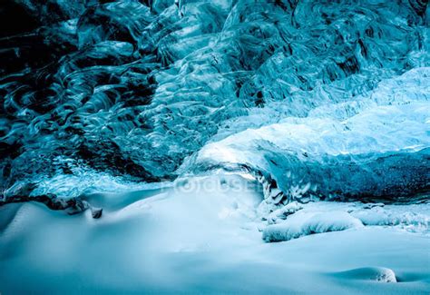 Glacier Ceiling Of Blue Ice Cave — Nature Beauty Stock Photo