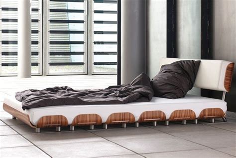 Natürlich stellen wir ihnen auf wunsch gerne 2 einzeldecken zur verfügung. Stylische Betten