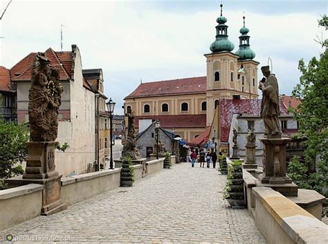 Festung glatz) is a unique fortification complex of the lower silesian voivodeship in southwestern. Kłodzko, Most gotycki (polski Most Karola), panorama ...