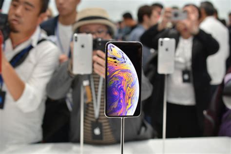 Apple iphone xs max smartphone. Hands-on with the iPhone XS, iPhone XS Max, and iPhone XR ...