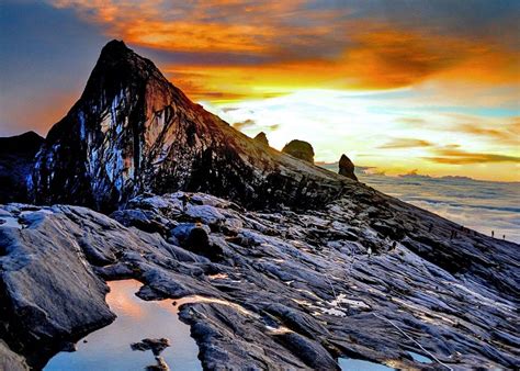 Top 7 Highest Mountains In Malaysia