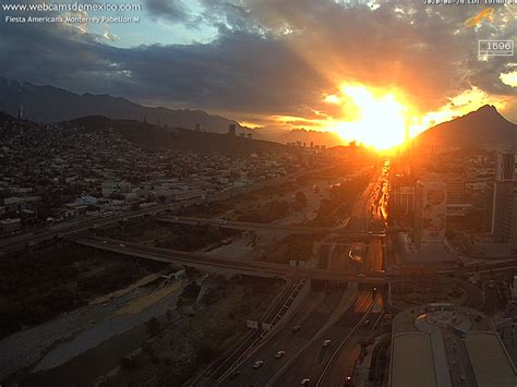 Webcams De México On Twitter Puesta De Sol De Este Lunes Desde La Sultana Del Norte