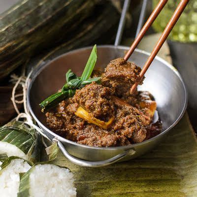 If you like bento asian kitchen you might find our coupon codes for. Beef Rendang | Rendang Daging - Lisa's Lemony Kitchen ...