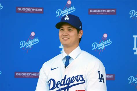 Shohei Ohtani Gives Awesome T To Dodgers Minor League Pitcher