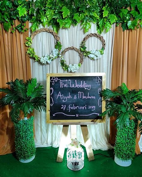 Backdrop akad nikah | Latar belakang pernikahan, Dekorasi ...