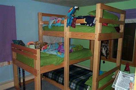 Bunk beds can come in all sorts of different styles. Pin by Erin Hyatt on Vehicles | Triple bunk beds plans, Kids bunk beds, L shaped bunk beds