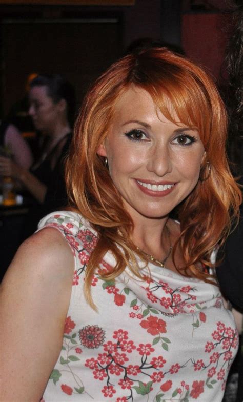 How to say kari in english? Kari Byron