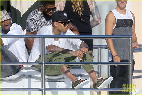 Chris Brown Goes Shirtless In Saint Tropez Photo 3167520 Chris Brown Shirtless Pictures