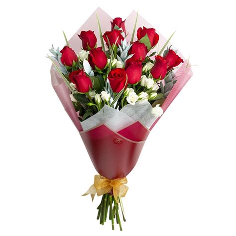 Beautiful Bouquet Of 12 Premium Roses With Mini Roses