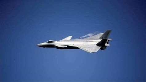 China Us Flashpoint Chinese Fighter Jet Confronts Us Navy Plane