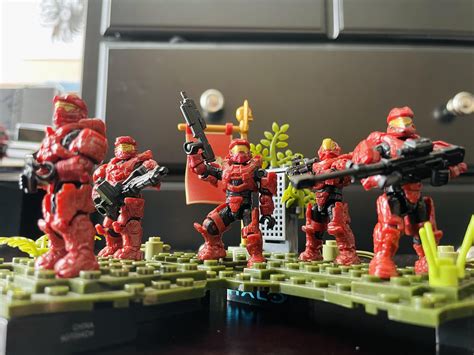 Fireteam Crimson Megaconstrux