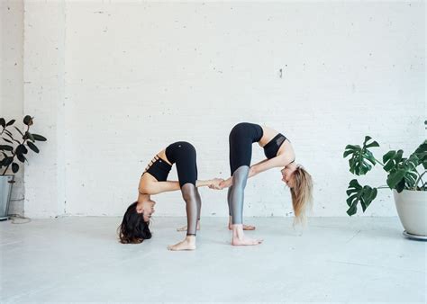6 Partner Yoga Moves Anyone Can Do Partner Yoga Poses Partner Yoga