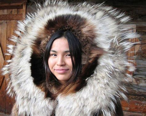 Young Inuit Girl Inuit People Inuit Beauty Around The World