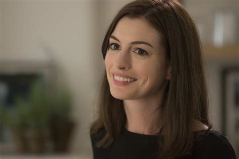 Anne Hathaway As Jules Ostin In The Intern Anne Hathaway The Intern Movie Celebrities