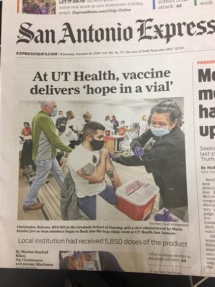 San Antonio Express News History In The Making Covid Vaccinations Begin Ut Health San