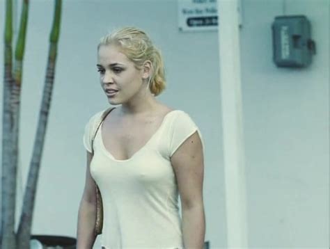 Naked Agnes Bruckner In The Baytown Outlaws Hot Sex Picture