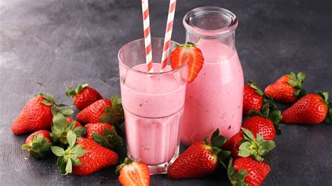 Healthy Strawberry Milkshake Vitamix Recipe Raw Blend