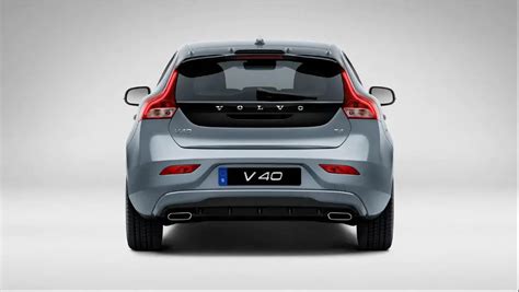 2021 Volvo V40 Features Specs Price And Release Date Findtruecarcom