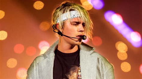 Justin Bieber Just Dropped New Track Friends And Its Fire Listen Now