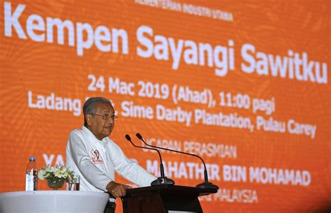 Us bans imports of palm oil from malaysia's sime darby over forced labour allegations. EU palm oil ban: PM issues new warning | Borneo Post Online
