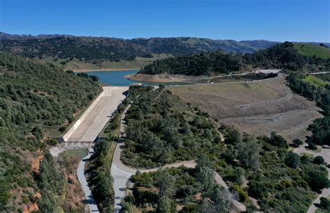 Feds Say California Reservoir Needs To Be Drained Over Earthquake