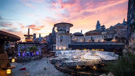 Star Wars Galaxys Edge Marks Its First Anniversary At Disneys
