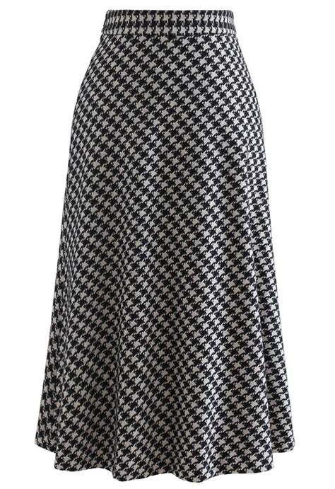 Houndstooth Flare A Line Midi Skirt In Black In 2021 Stylish Skirts