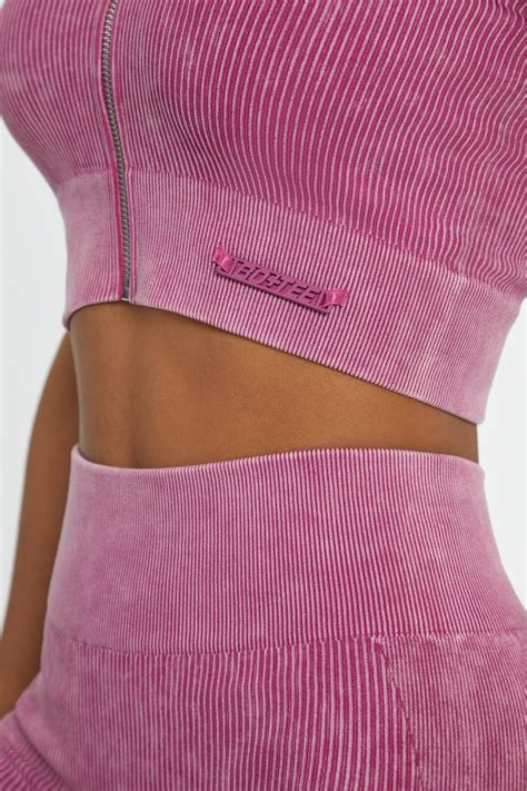 Chase Short Sleeve Zip Crop Top In Dark Pink Oh Polly