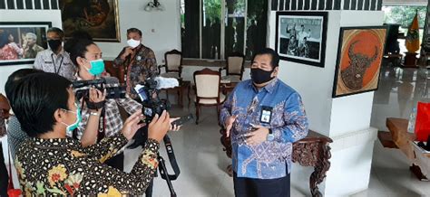 Check spelling or type a new query. Penempatan Uang Negara 2 Triliun pada Bank Jateng